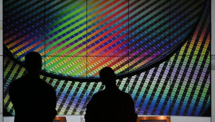 美国要求台积电暂停向大陆供应7纳米AI芯片