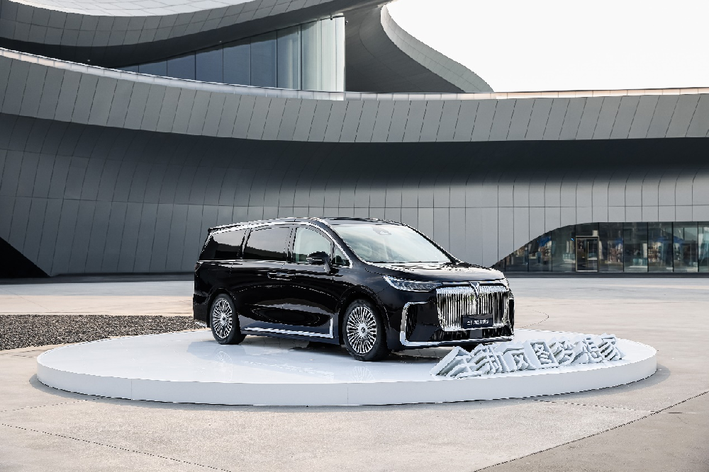 媒体管家： 卢放：MPV市场有很大潜力 岚图一定会留在“牌桌”上