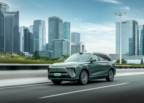 以爱之名,共赴蓝山!魏牌全新蓝山百人交车仪式限时招募中(图3) 以爱之名,共赴蓝山!魏牌全新蓝山百人交车仪式限时招募中(图3)