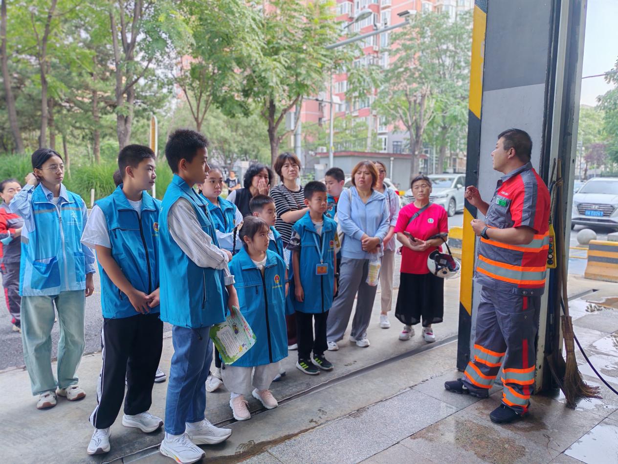 深入实践,寓教于乐,石景山区创新宣传教育模式引领垃圾分类新时尚(图2) 深入实践,寓教于乐,石景山区创新宣传教育模式引领垃圾分类新时尚(图2)