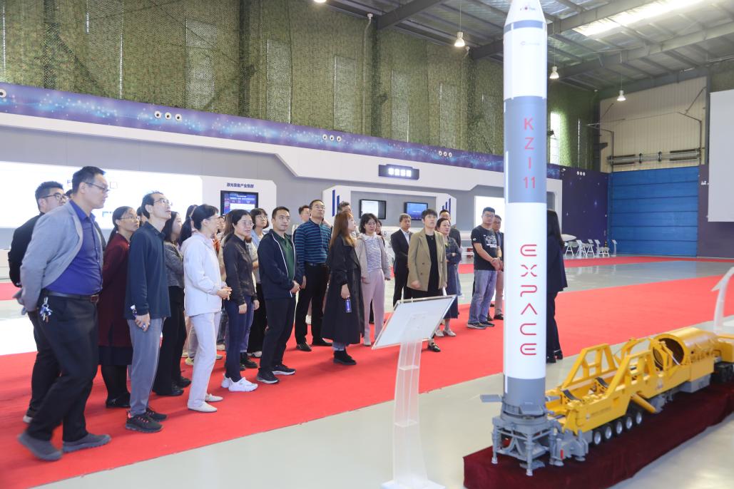 中国科技新闻学会农业科技传播专业委员会第二次换届大会举行(图2) 中国科技新闻学会农业科技传播专业委员会第二次换届大会举行(图2)