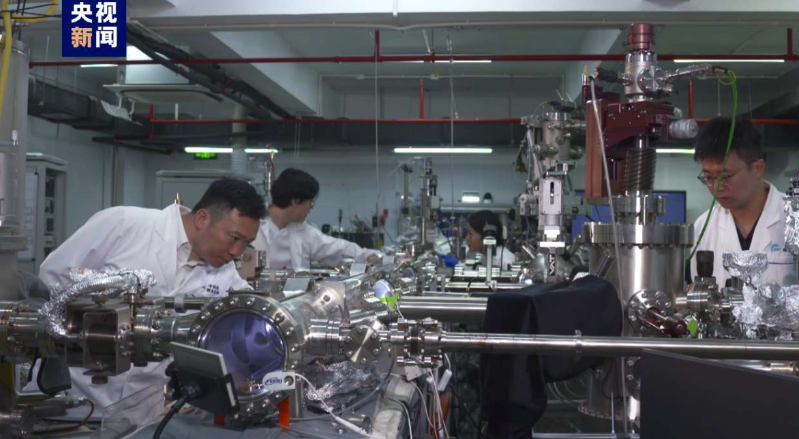 我国科学家成功开发人造蓝宝石介质晶圆 为低功耗芯片提供技术支撑(图1)