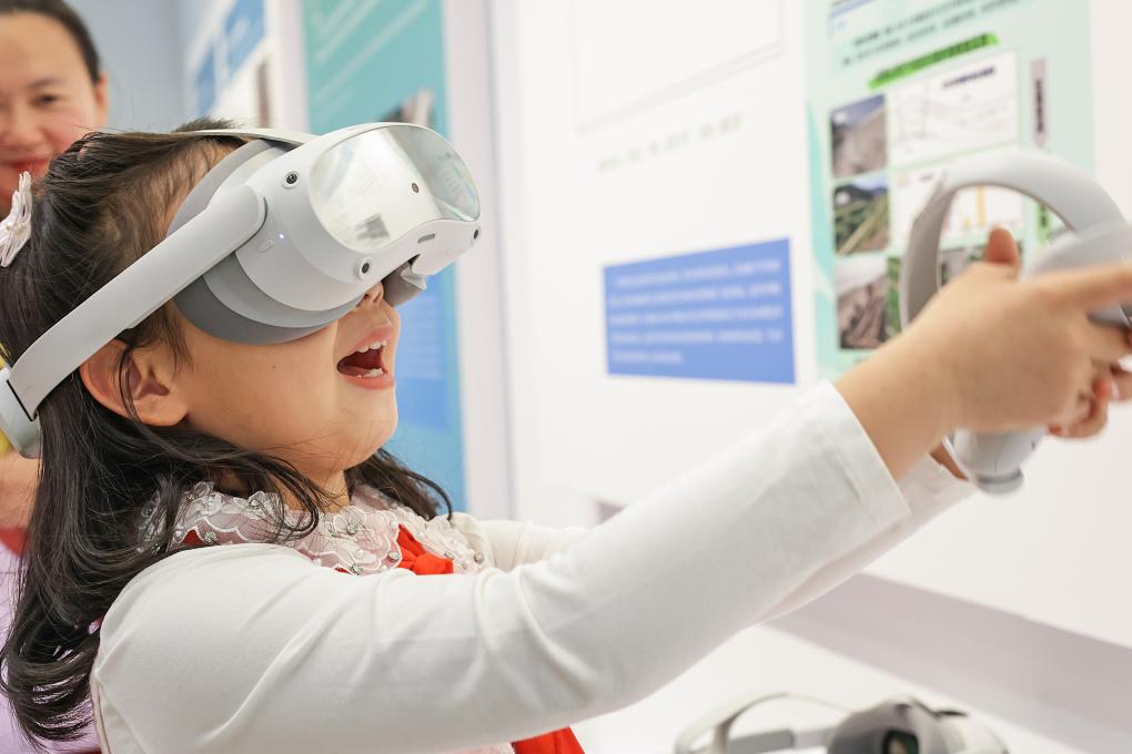 媒体管家： 百项创新成果亮相科技创新巾帼行动主题展(图5)