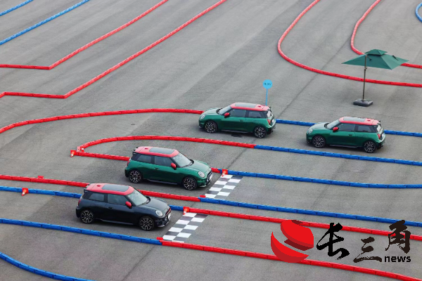 媒体管家： 全新电动MINI Cooper上市 在电动时代“忠于经典，乐于创新”(图3)