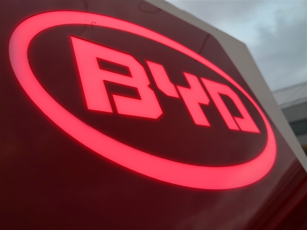 审核标准或受动摇!长城举报比亚迪排放不达标 如坐实后果不堪设想(图1) 审核标准或受动摇!长城举报比亚迪排放不达标 如坐实后果不堪设想(图1)