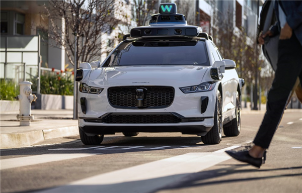 Waymo认栽召回！搞不定校车难题 被抓到19次非法超车(图4)